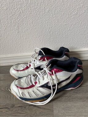 Mizuno Volleyball Shoe
